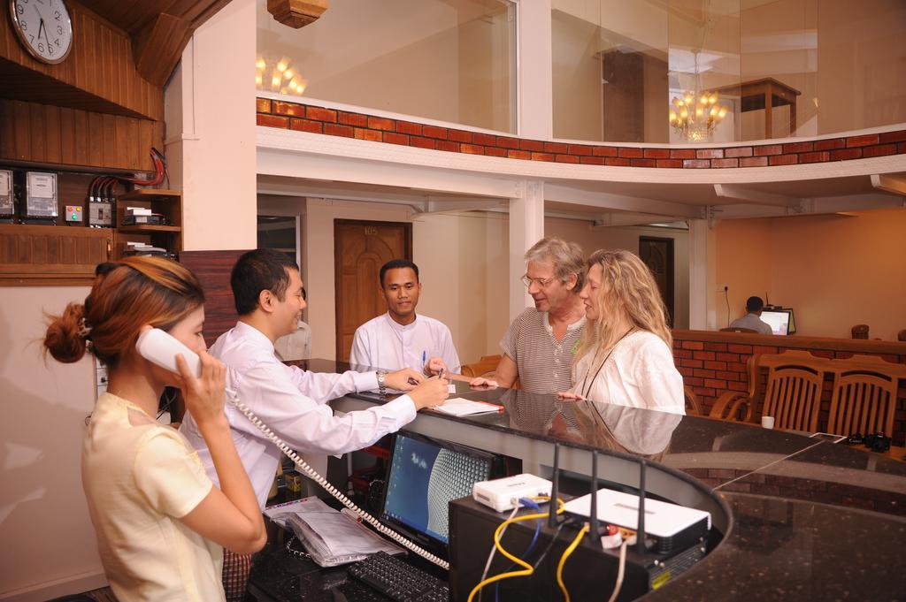 Yangon Urban Hotel Ngoại thất bức ảnh