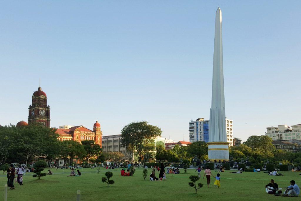 Yangon Urban Hotel Ngoại thất bức ảnh