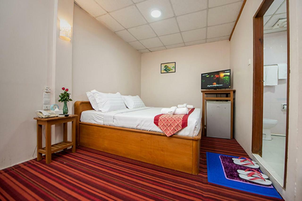 Yangon Urban Hotel Ngoại thất bức ảnh